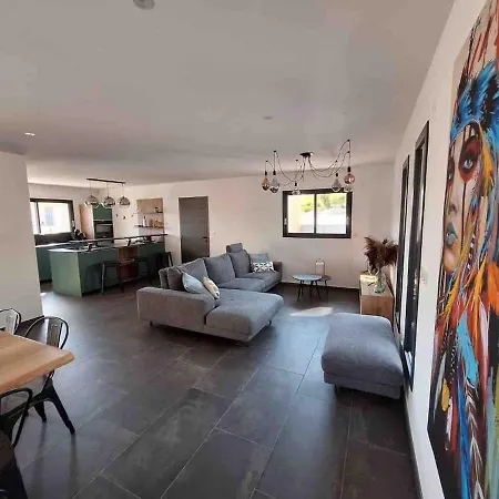 Villa La Crozette 4 Etoiles, Climatisee Avec Grande Piscine